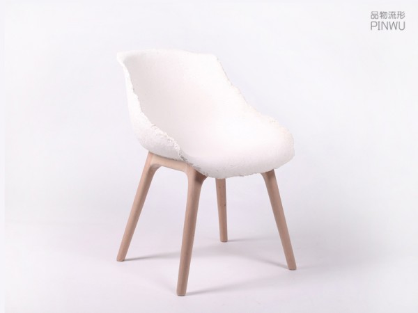 chair made of paper